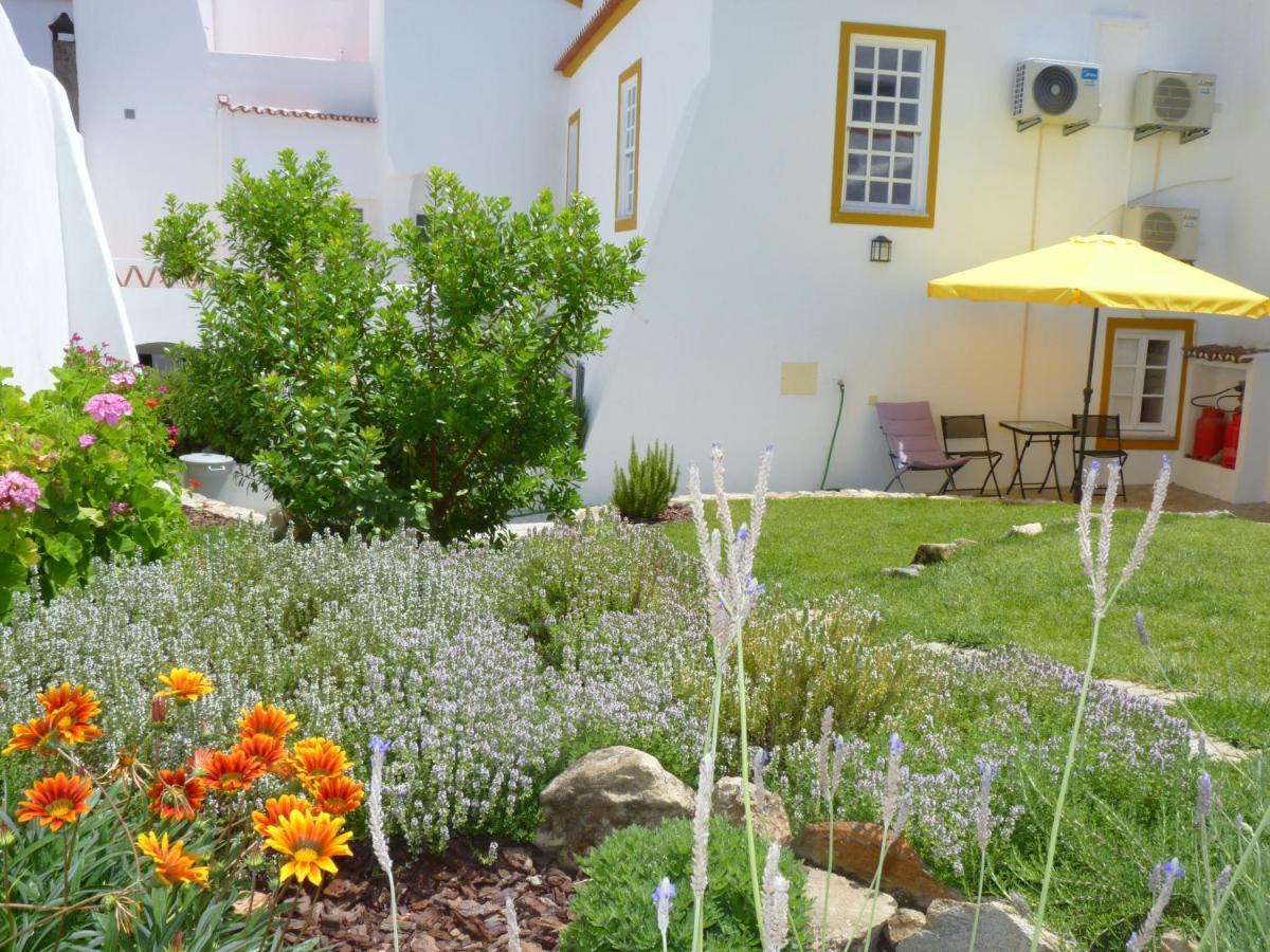 Pateo Dos Oliveira - Casa Dos Senhores เอโวรา ภายนอก รูปภาพ